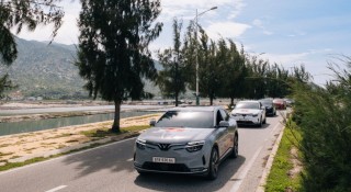 Chủ xe nói thẳng về VinFast VF 8: 'Đáng giá tới từng xu, vận hành yên tâm tuyệt đối'